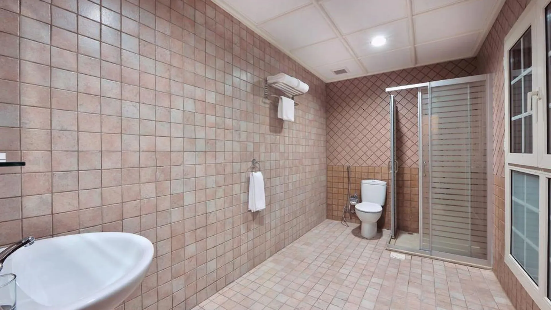 Spectrums Residence Jeddah 3*,